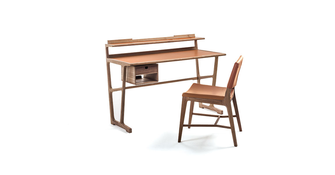 Alisja Chair