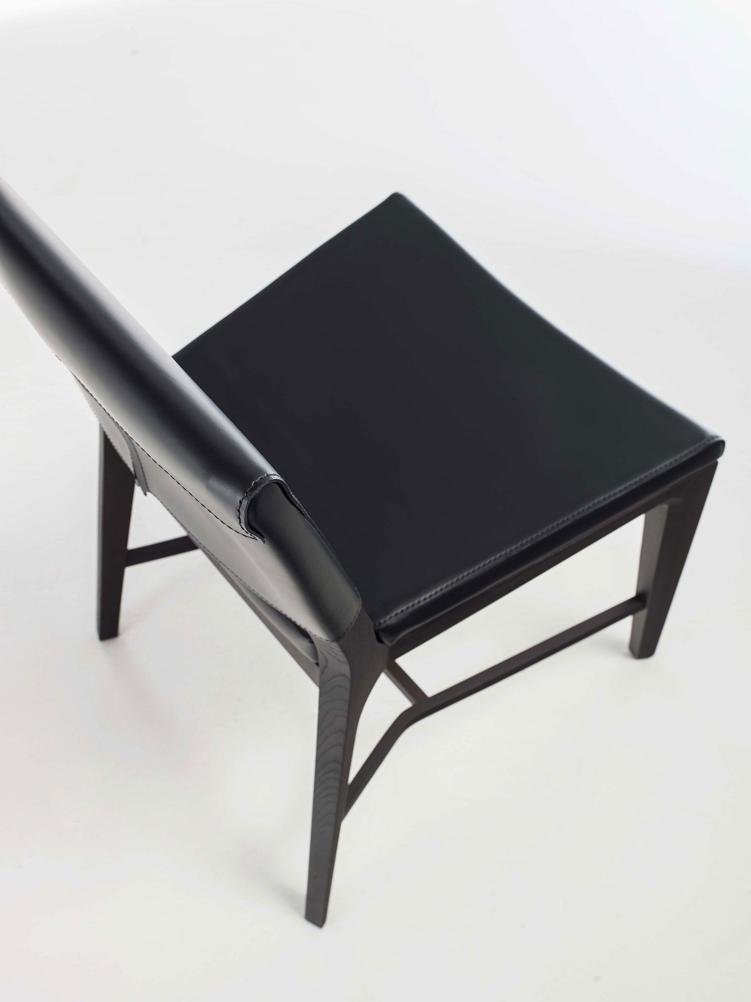 Alisja Chair
