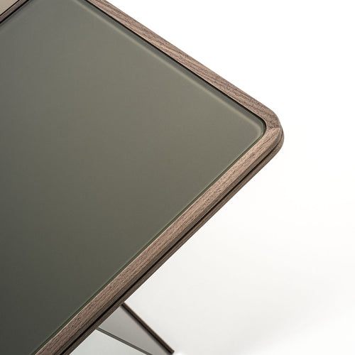 Mies Small Tables