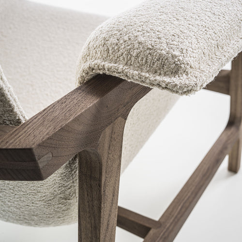 Arianna Armchair