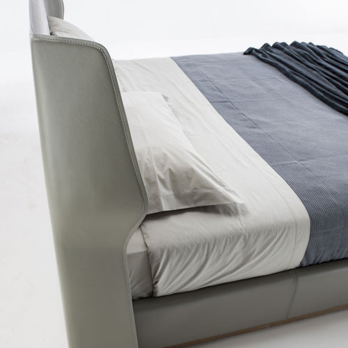 Agio Bed