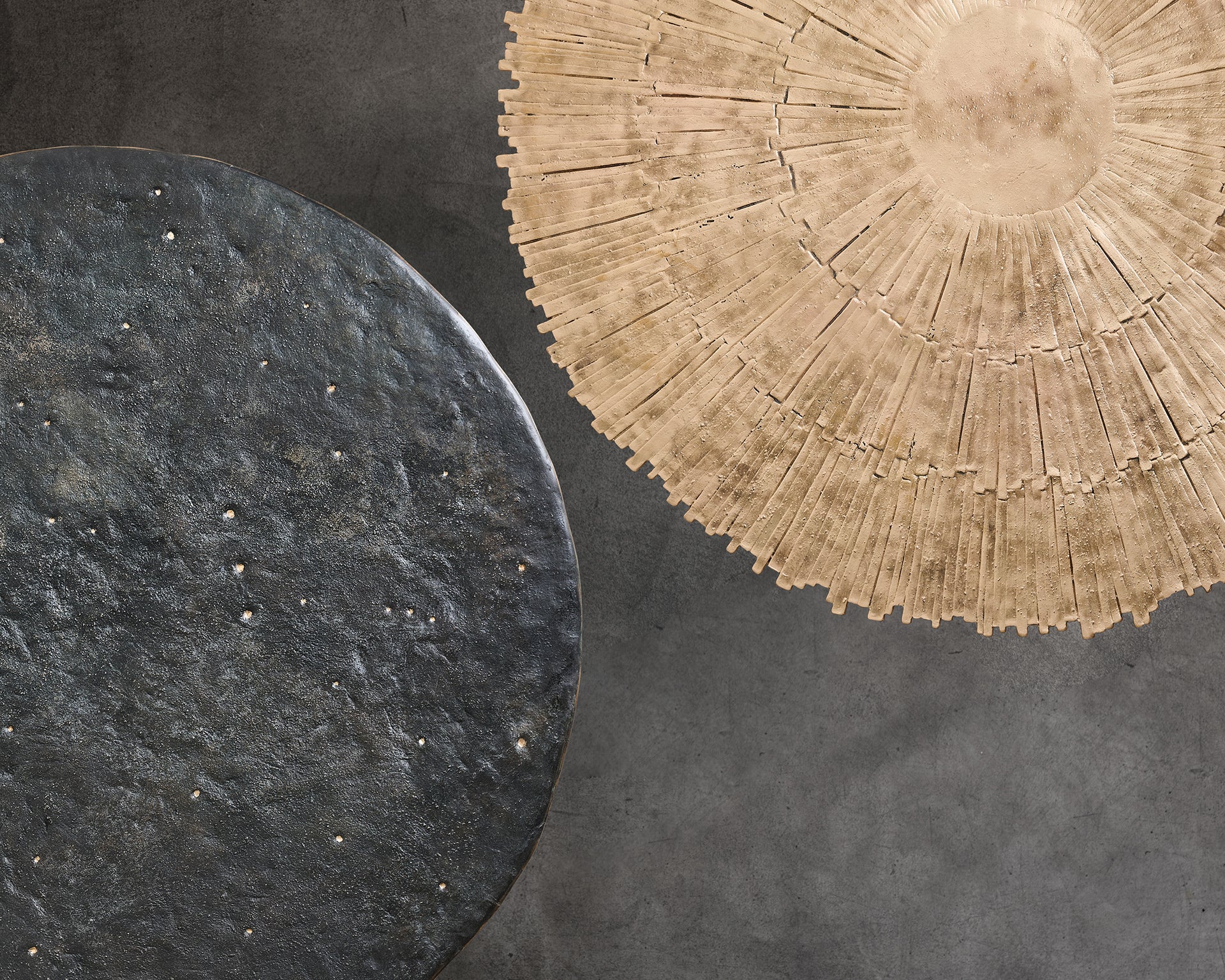 Sole and Notturno dining tables
