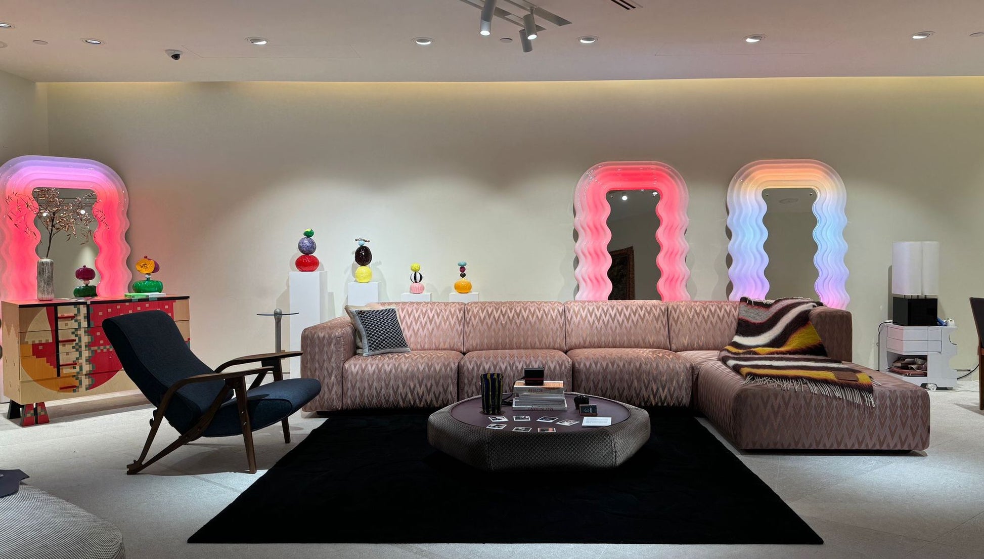 Interior Design Armani Studio Canaletto Sofa-Armani Casa