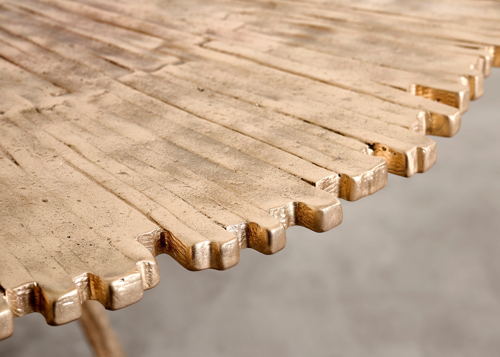 Sole and Notturno dining tables