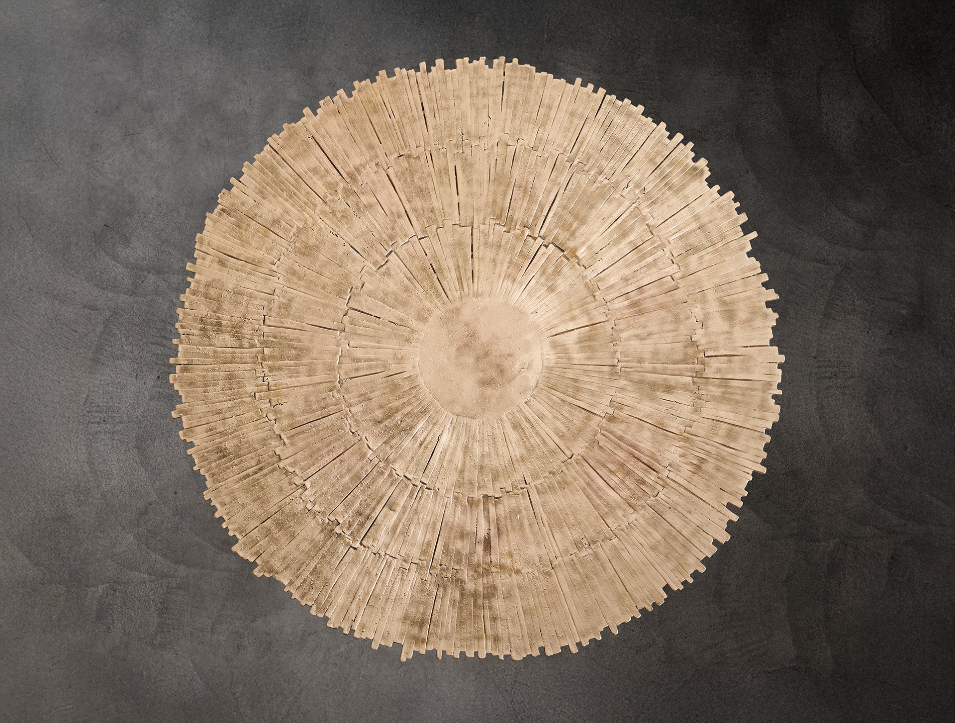 Sole and Notturno dining tables