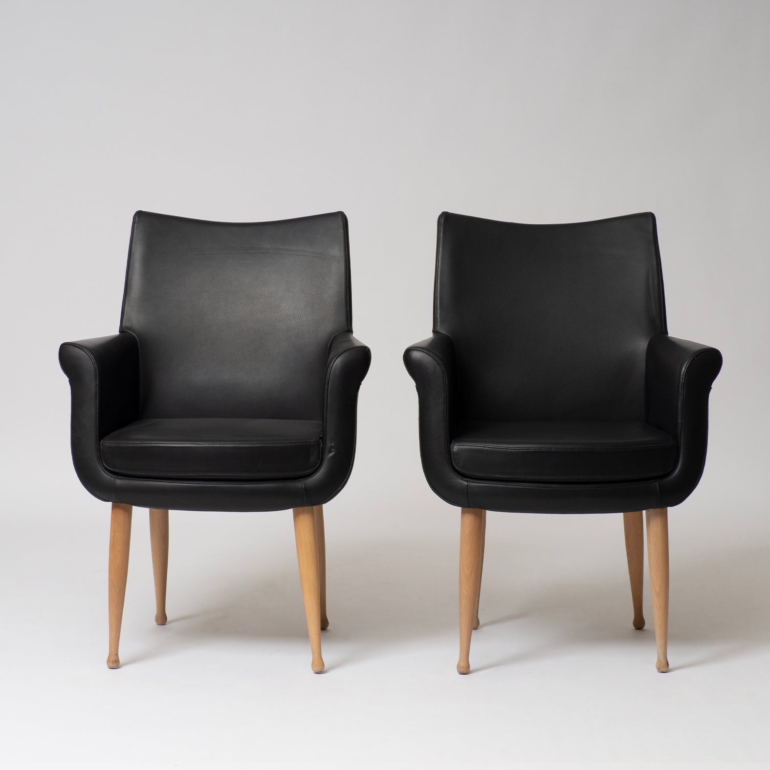 Alessandra Armchair