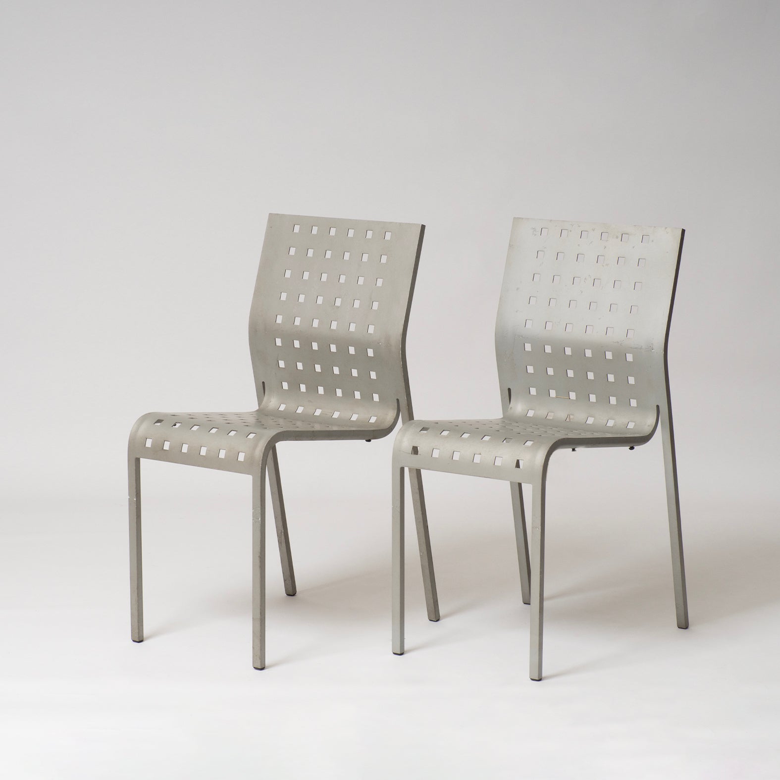 Pair of Mirandolina chairs No 2068 by Pietro Arosio-Zanotta