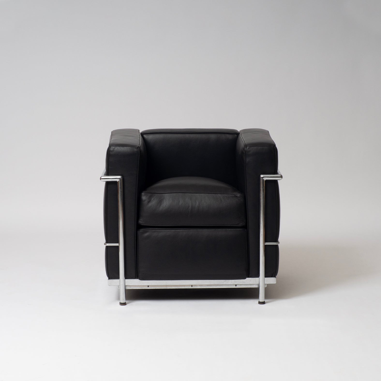 Le Corbusier LC2 Armchair