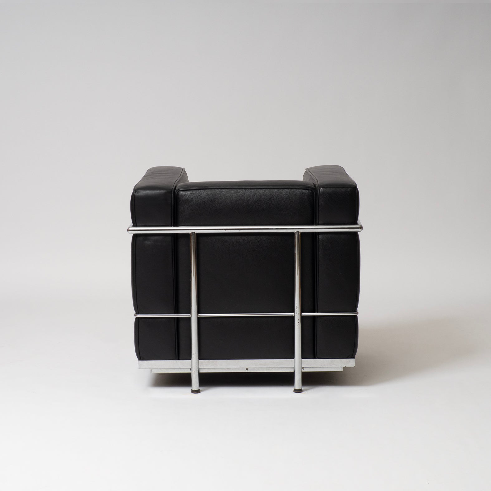 Le Corbusier LC2 Armchair
