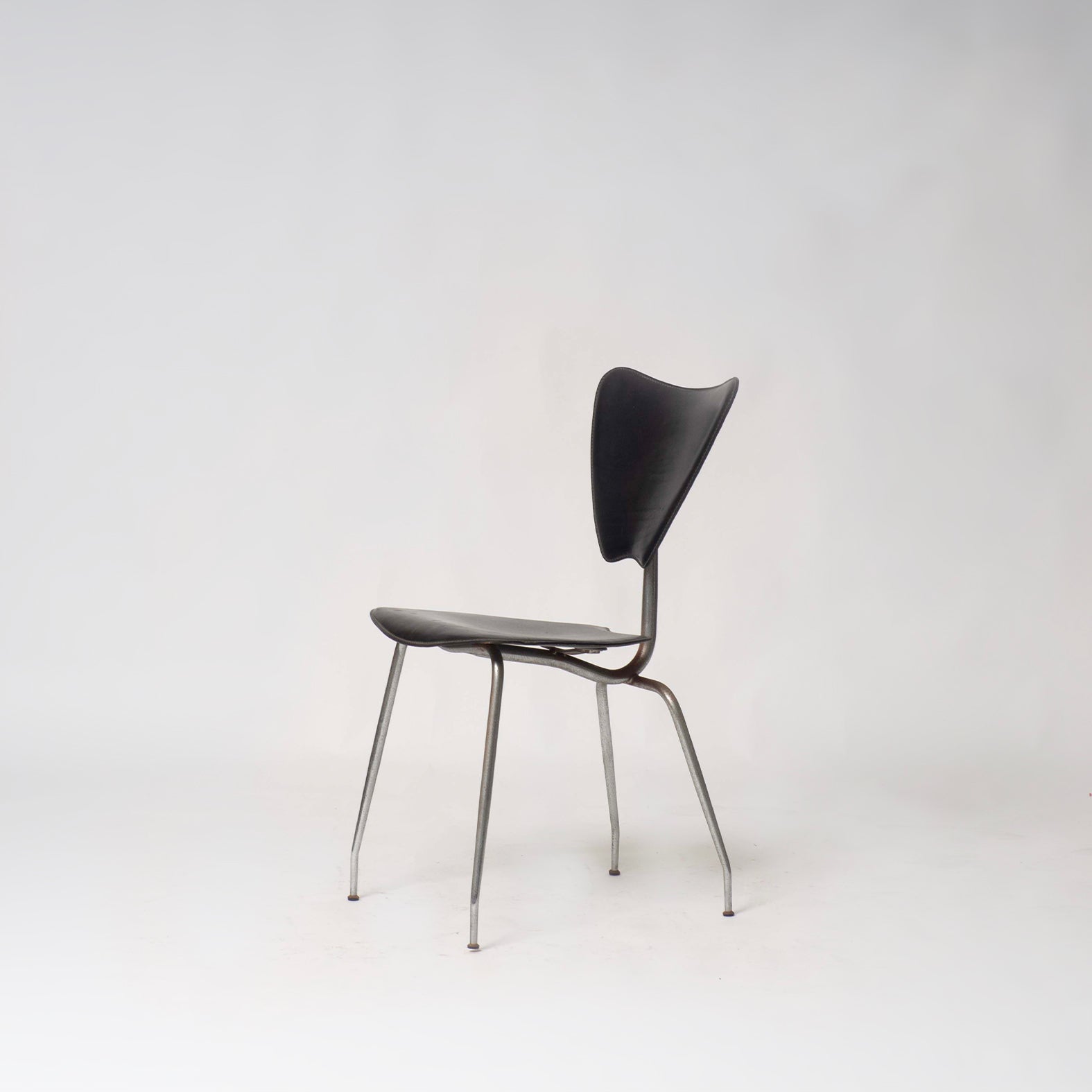 Fuseaux Chair Black/Chrome