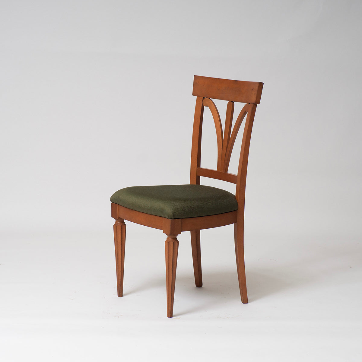 Mary Chair