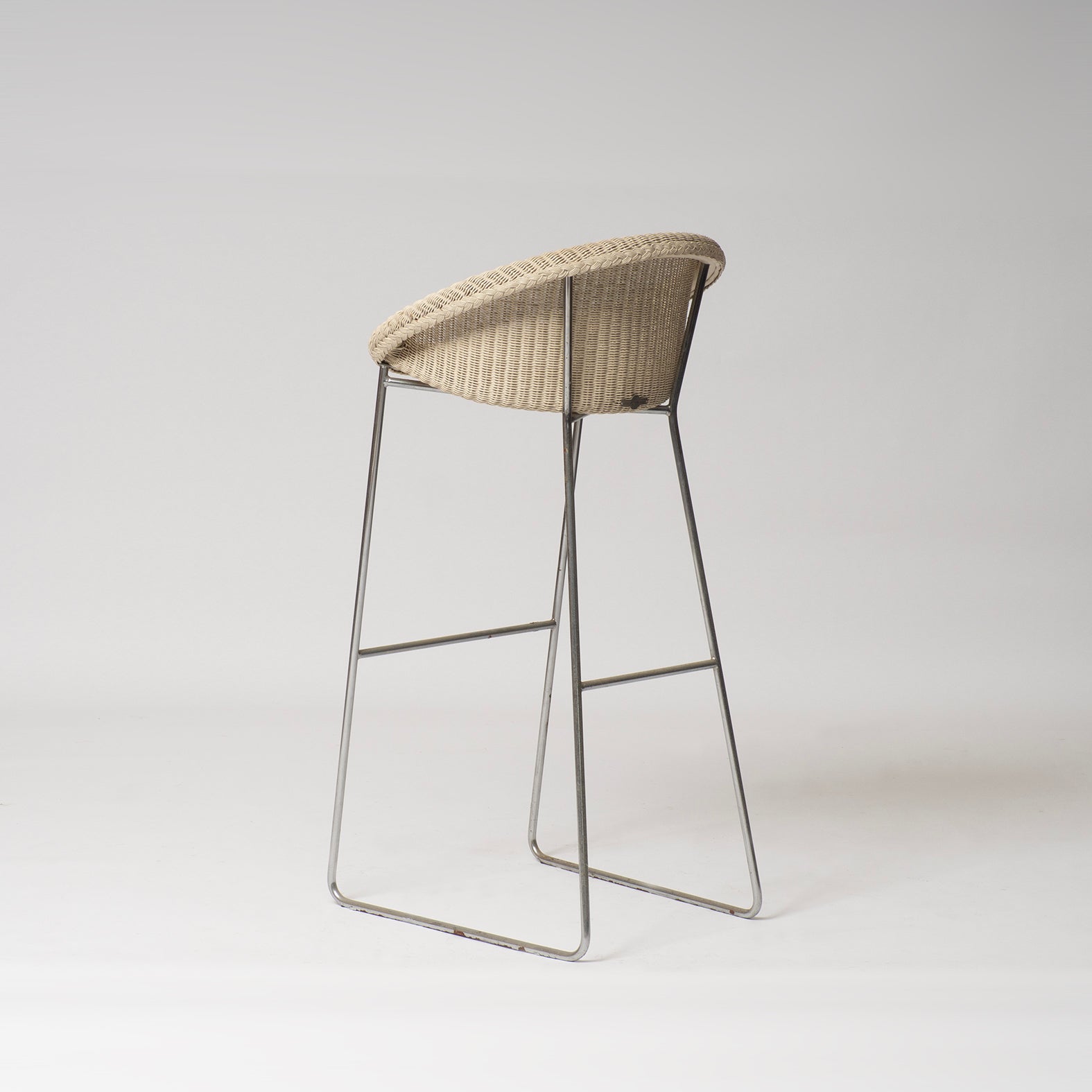 Item 066 Bar Stool