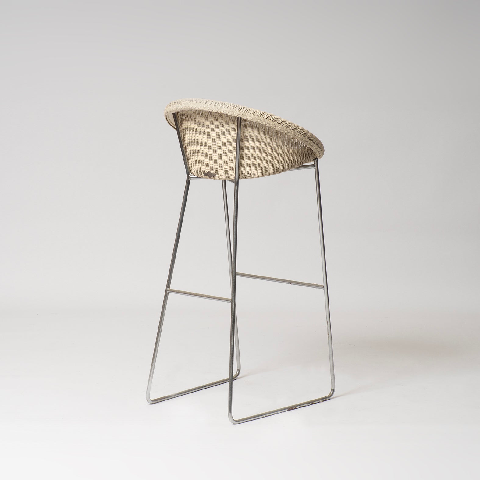 Item 066 Bar Stool