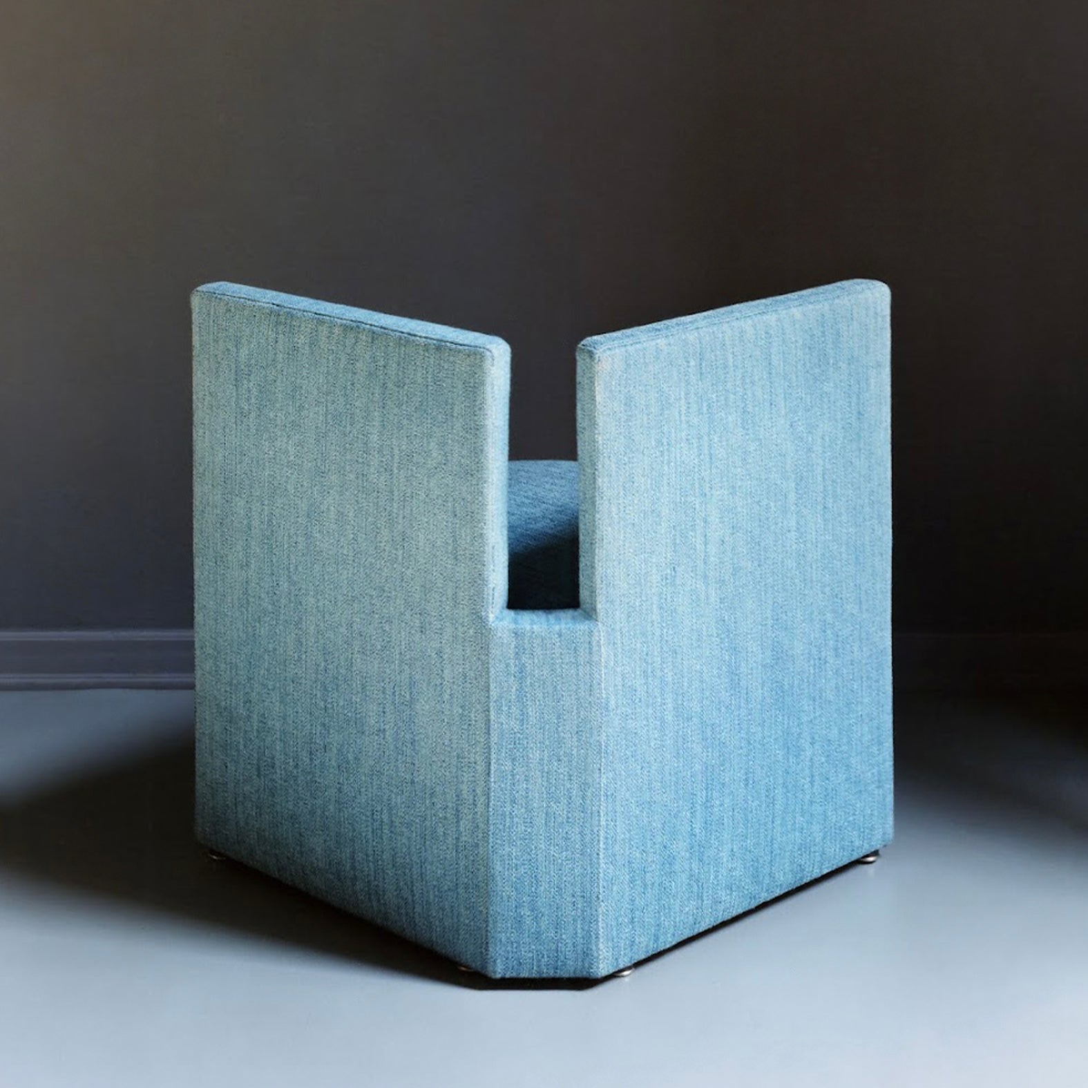Dudina Armchair Revolving P4A 2017