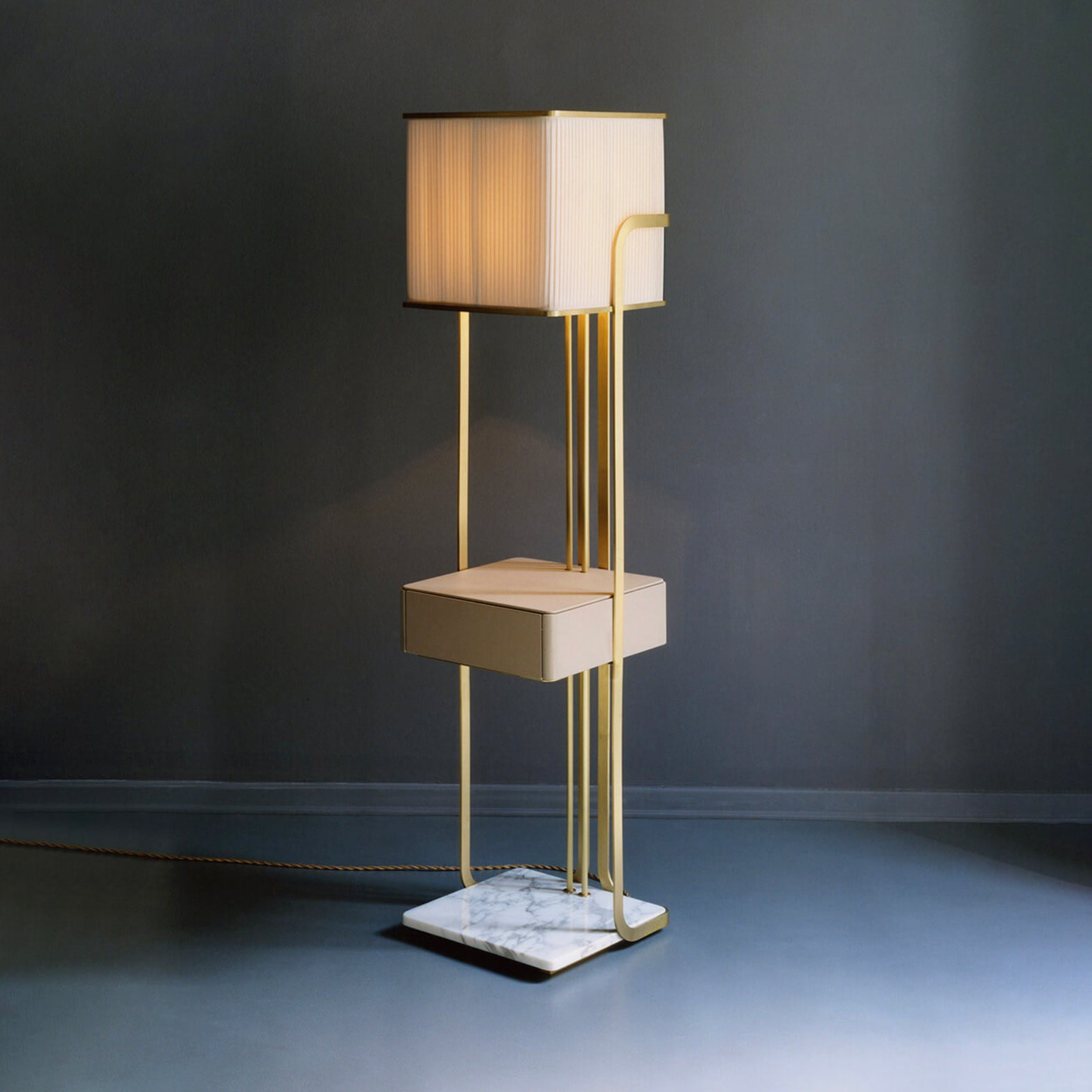 Megan With Drawer - Floor Lamp I1A