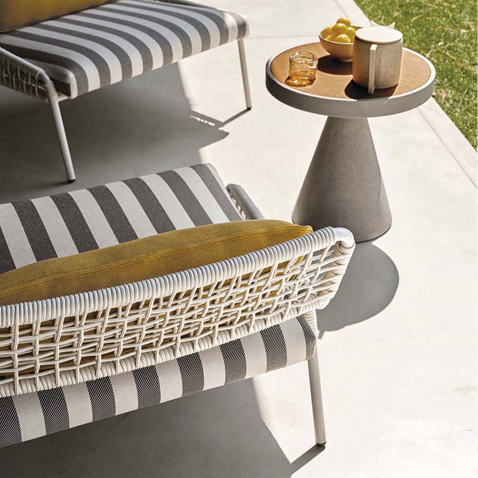 Cone Open Air Coffee Table
