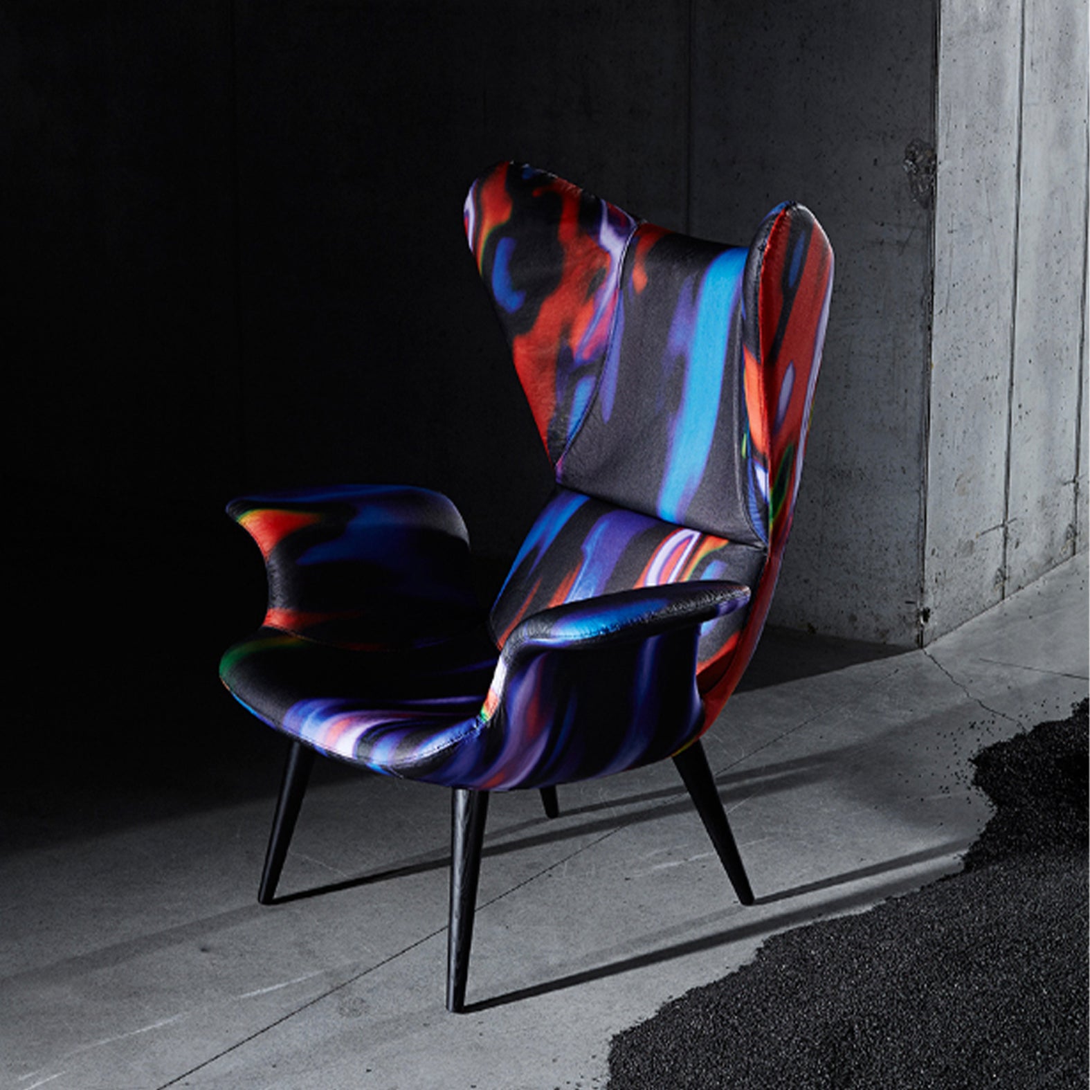 Longwave Armchair