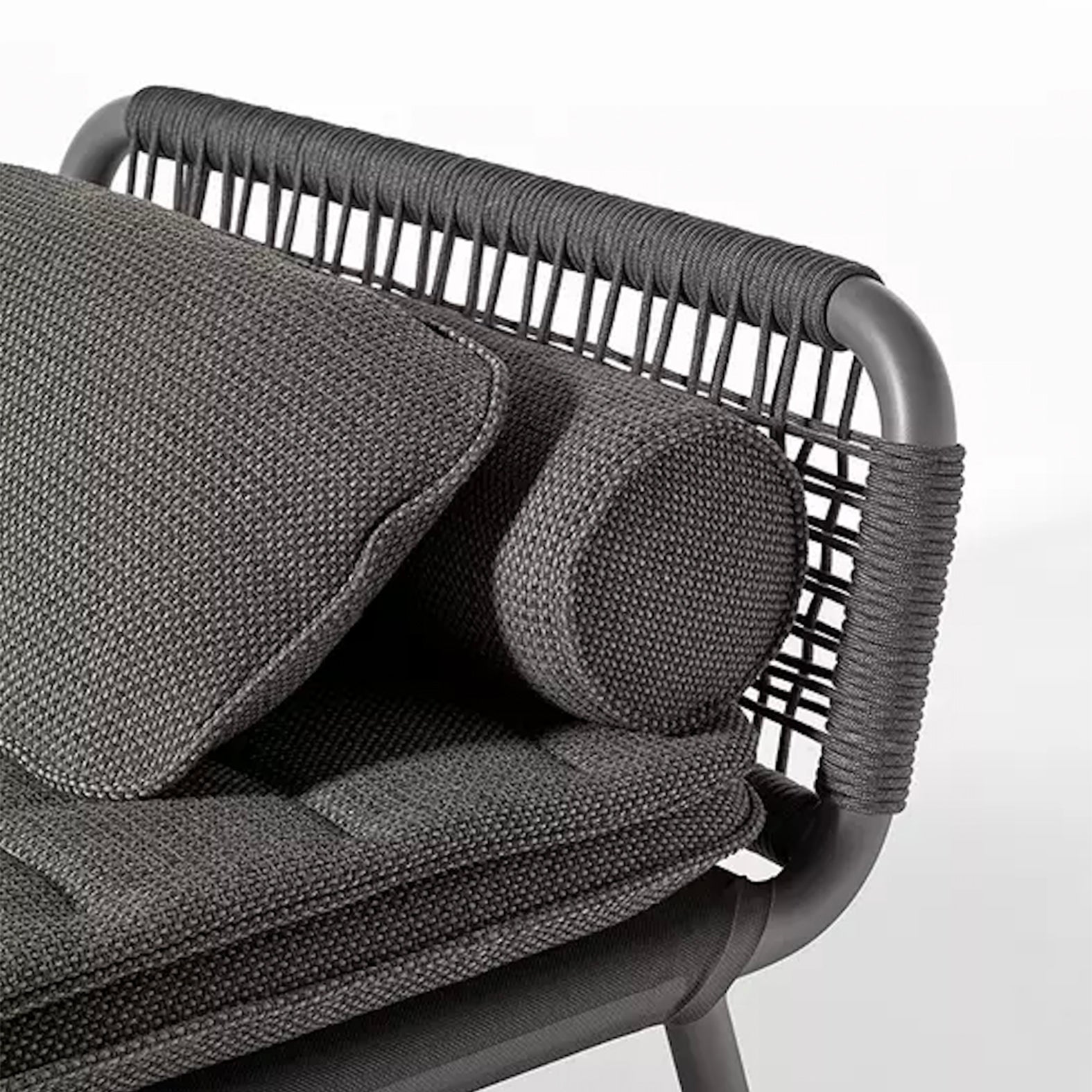 Noa Open Air Chaise Lounge