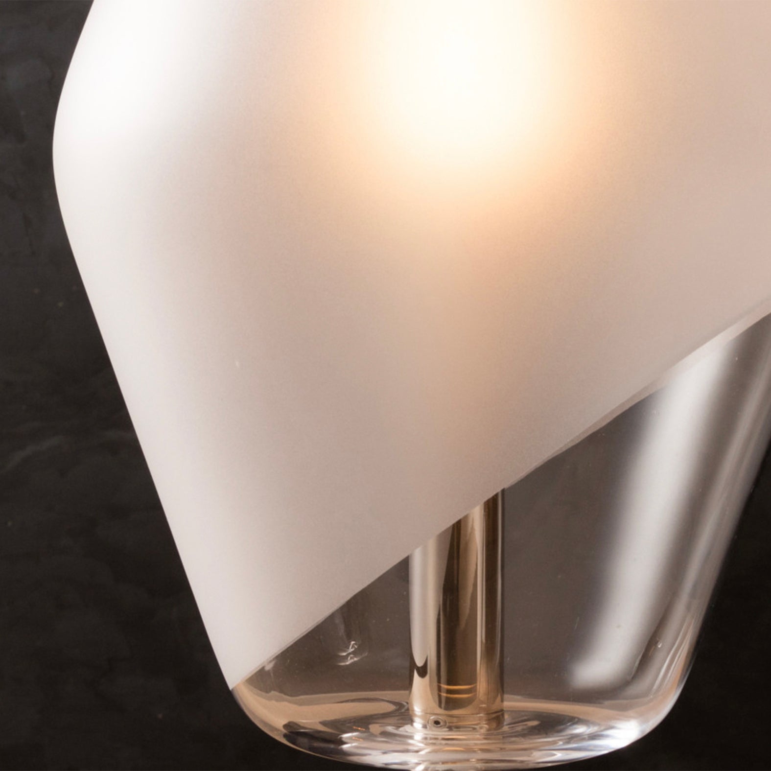 Parisienne Saint-Germain Table Lamp