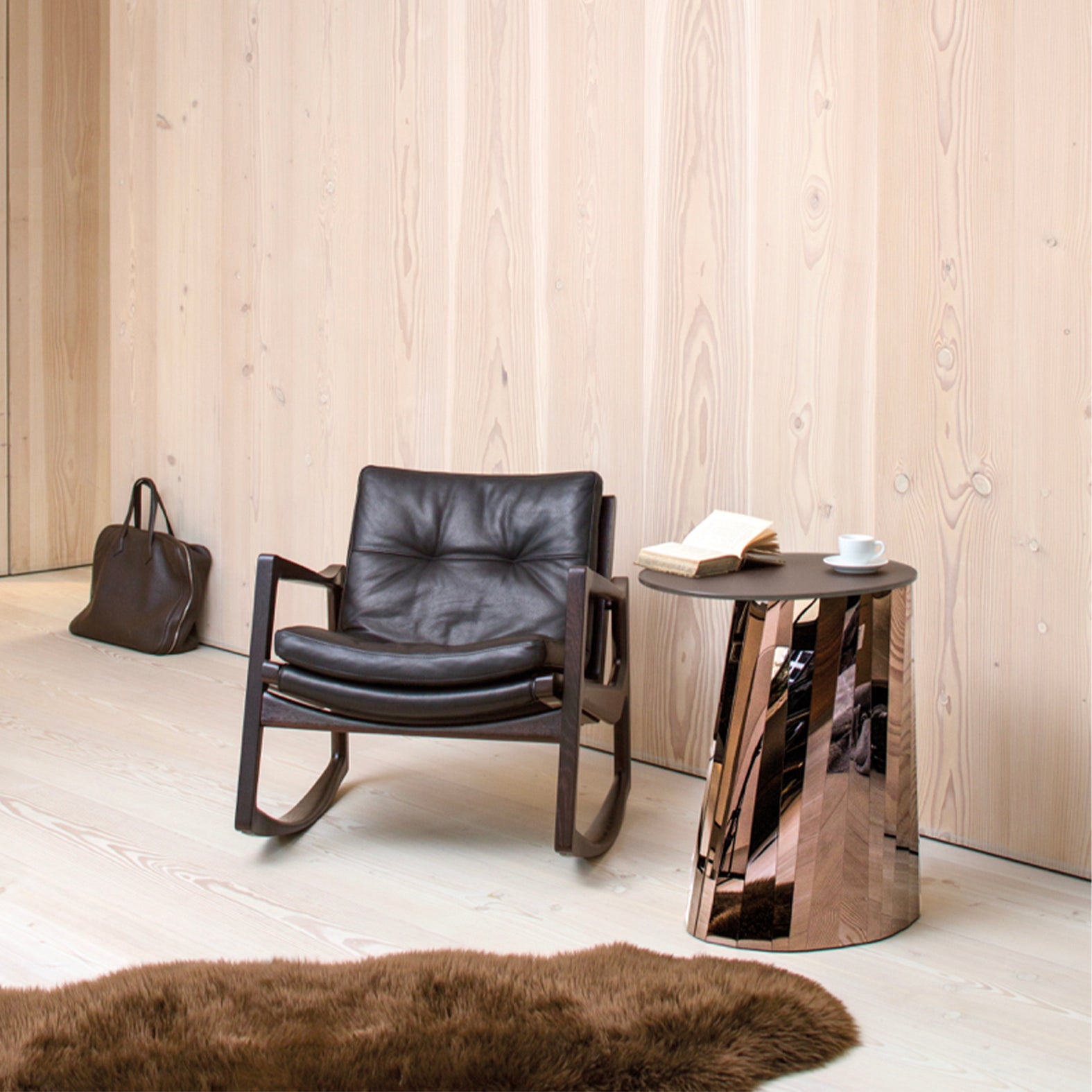 Pli Side Table High
