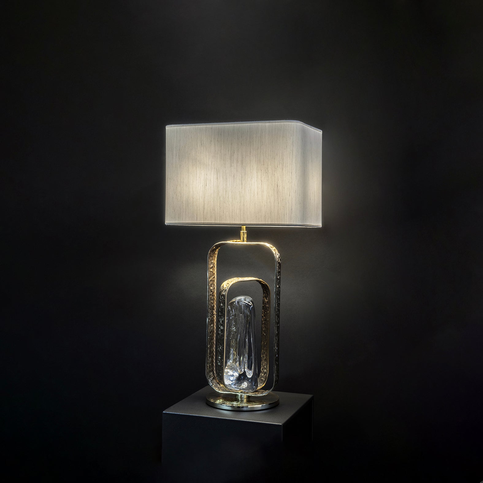 Potter Table Lamp