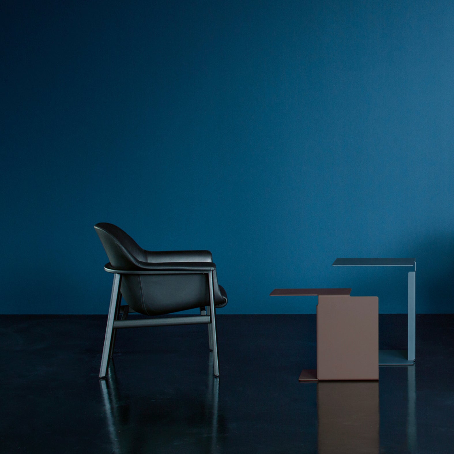 Sedan Armchair