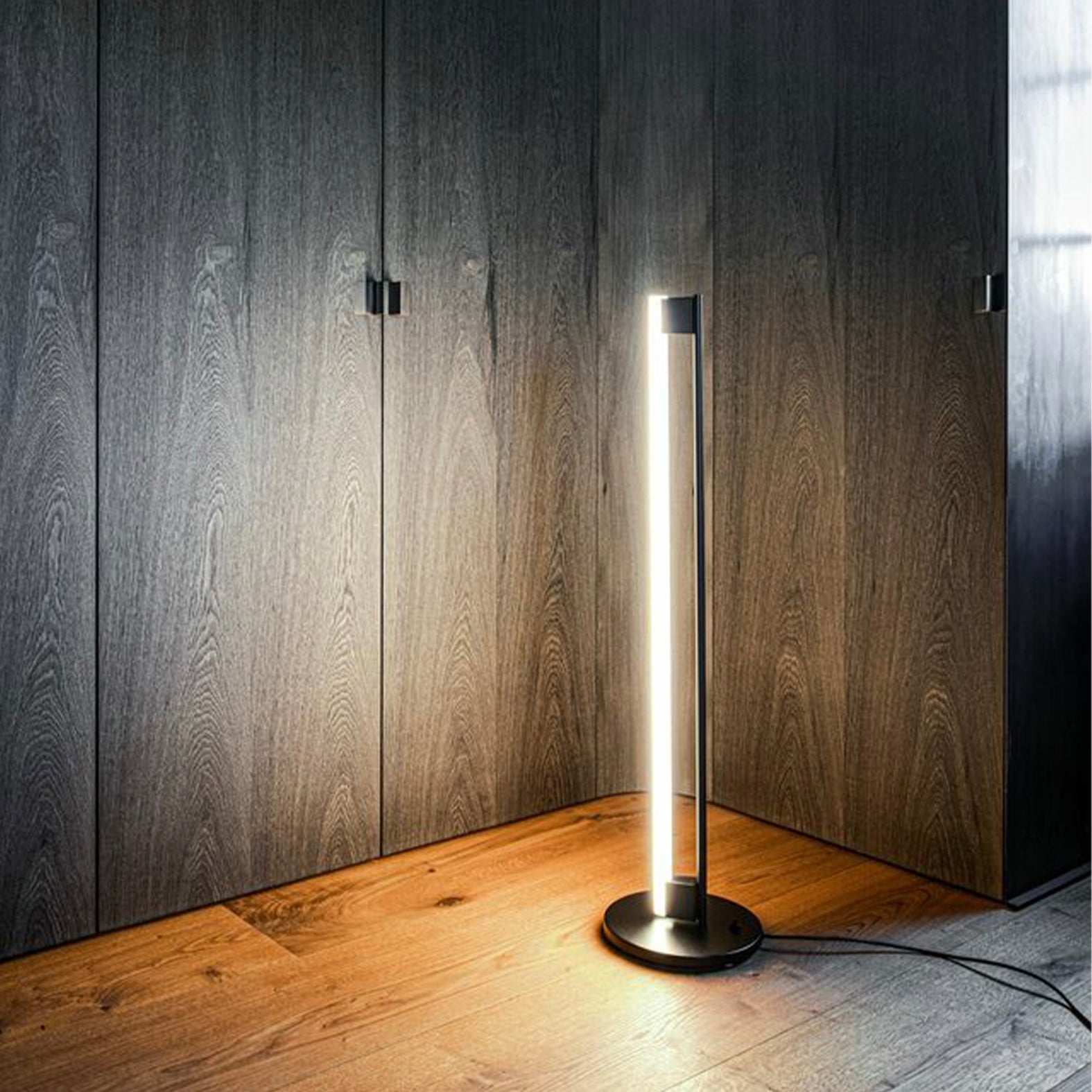 Tube Light Floor Lamp