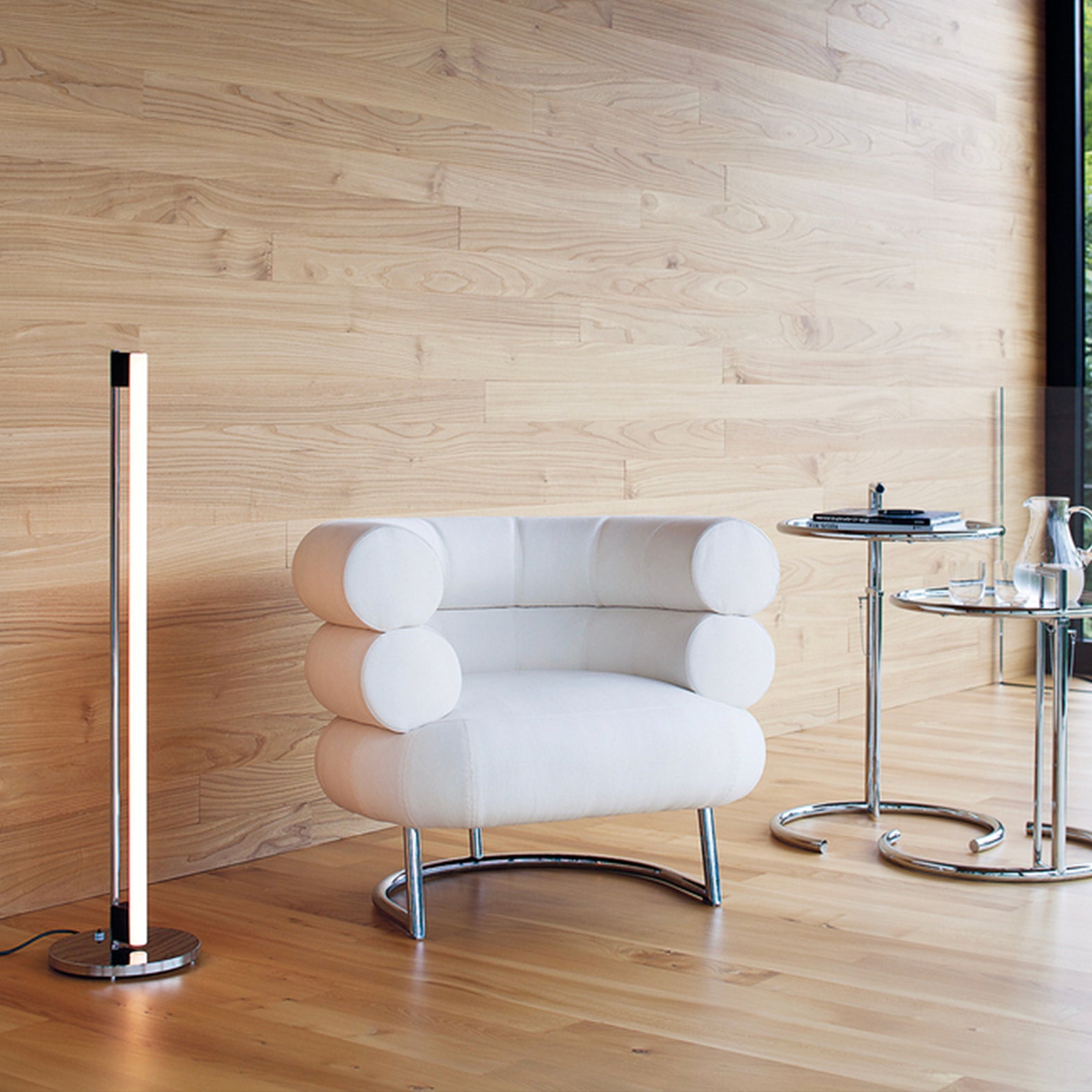 Adjustable Table E 1027