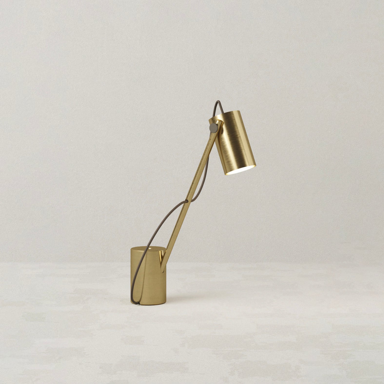 Brass Table lamp | Nuovo