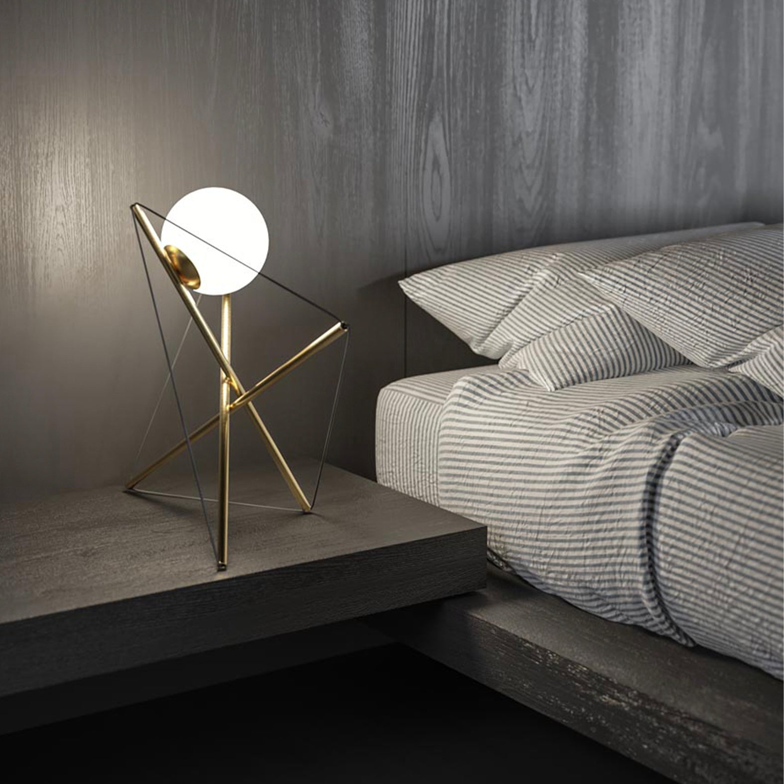 ed057 Table Lamp