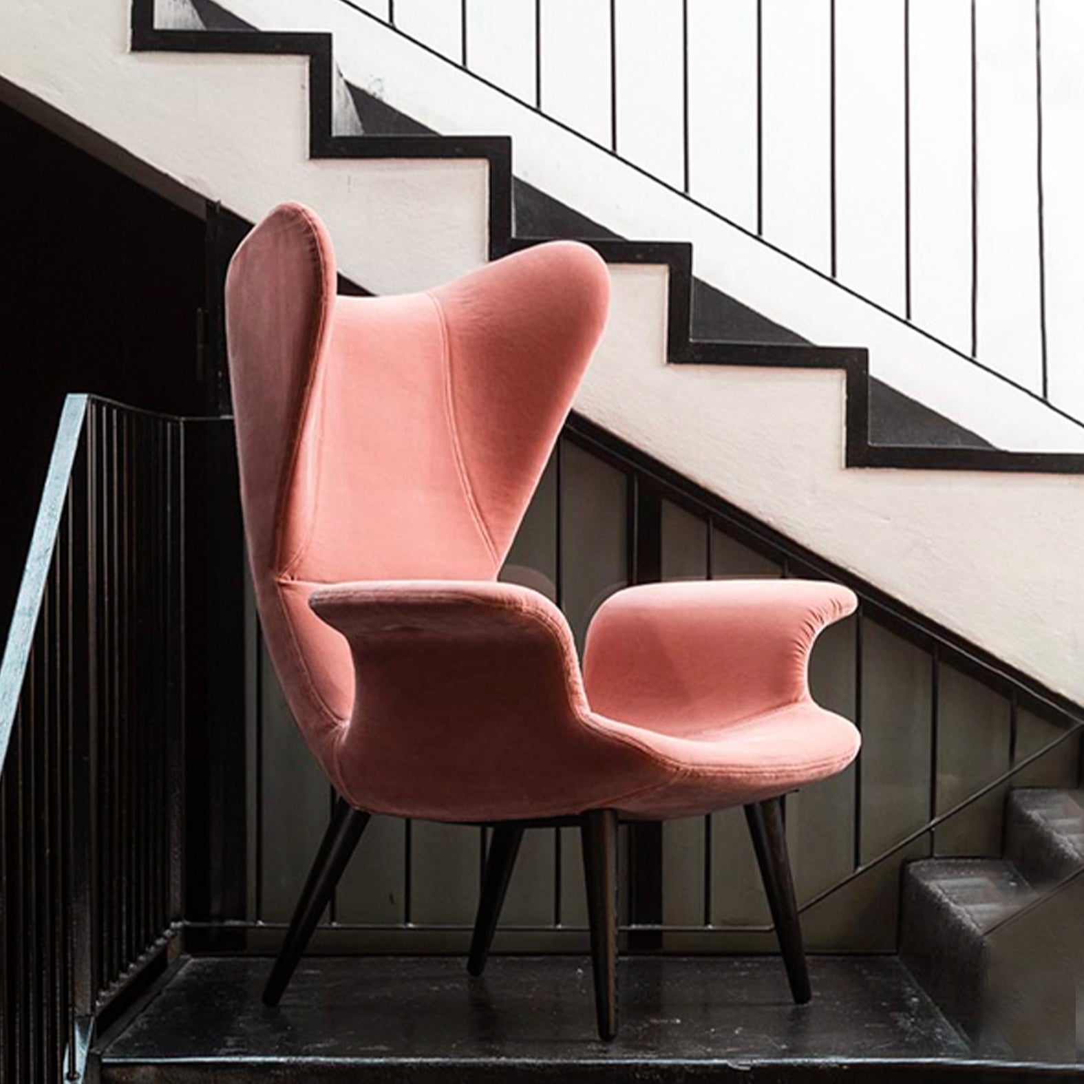Longwave Armchair